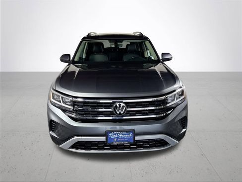 Certified 2023 Volkswagen Atlas SE w/ Panoramic Sunroof Package AWD/4WD image 3