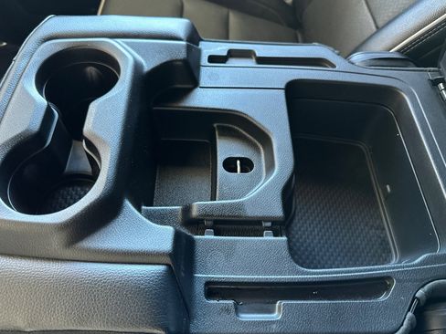 Used 2025 RAM 1500 Laramie image 32