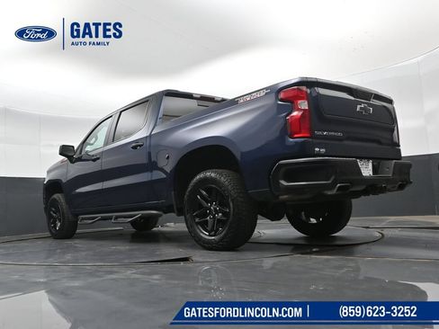 Used 2021 Chevrolet Silverado 1500 LT Trail Boss w/ Convenience Package II AWD/4WD image 44