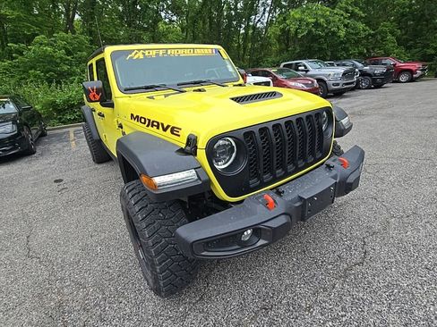 Used 2023 Jeep Gladiator Mojave w/ LED Lighting Group AWD/4WD image 11