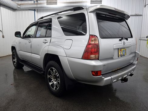 Used 2005 Toyota 4Runner SR5 image 23