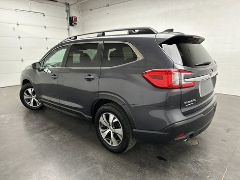 Used 2023 Subaru Ascent Premium w/ Convenience Package image 7