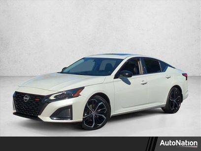 Used 2023 Nissan Altima 2.5 SR w/ SR Premium Package