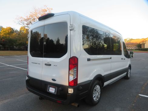 Used 2024 Ford Transit 350 XLT image 64