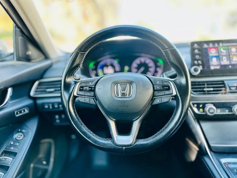Used 2022 Honda Accord Touring image 14