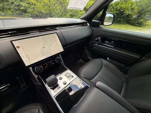 Used 2023 Land Rover Range Rover Autobiography AWD/4WD image 50