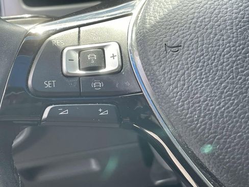 Used 2019 Volkswagen Atlas SEL Premium image 22