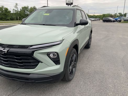 New 2026 Chevrolet TrailBlazer LT w/ Convenience Package FWD image 15