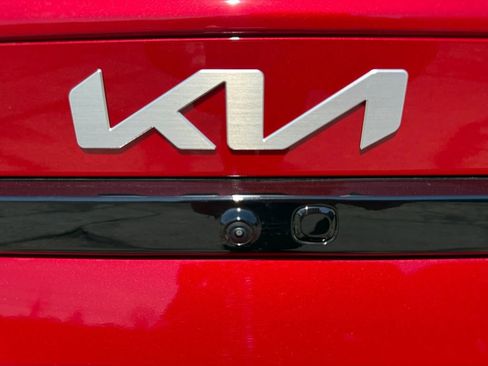 New 2026 Kia K4 LXS FWD image 17