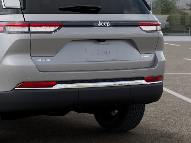 New 2026 Jeep Grand Cherokee Laredo X AWD/4WD image 13