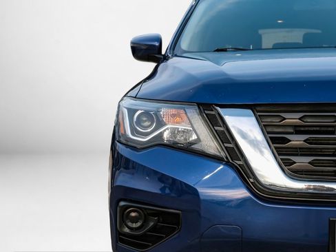 Used 2020 Nissan Pathfinder S image 53