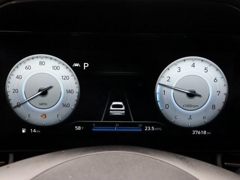 Certified 2023 Hyundai Elantra Limited image 29