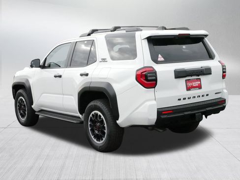 Certified 2025 Toyota 4Runner TRD Off-Road Premium image 5