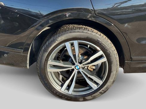 Used 2019 BMW X7 xDrive40i w/ Premium Package image 9