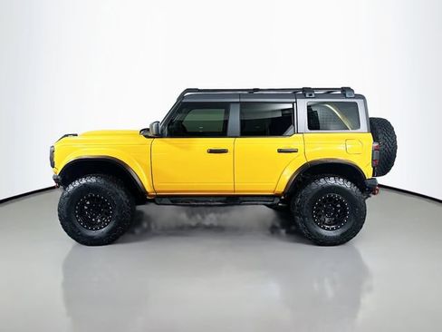 Used 2022 Ford Bronco Badlands image 9