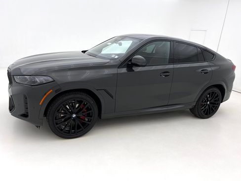 New 2026 BMW X6 xDrive40i w/ Executive Package image 2