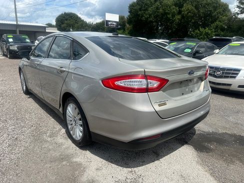 Used 2015 Ford Fusion S FWD image 4