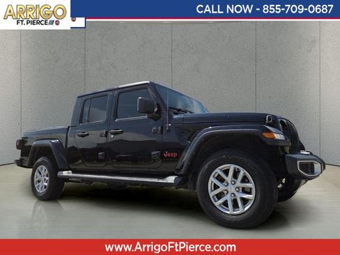 Used 2023 Jeep Gladiator Sport AWD/4WD image 1