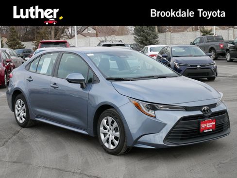 Certified 2024 Toyota Corolla LE image 1