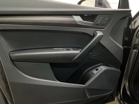 Used 2023 Audi Q5 2.0T Premium image 32