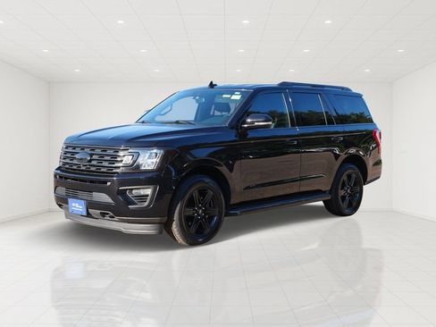 Used 2021 Ford Expedition XLT AWD/4WD image 2