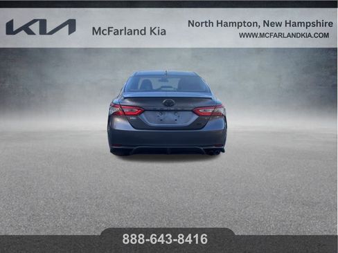 Used 2019 Toyota Camry SE image 6