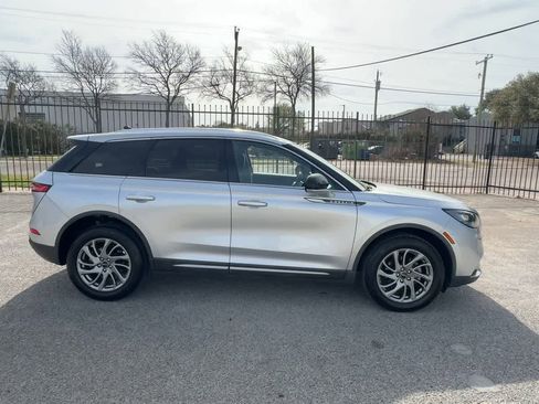 Used 2020 Lincoln Corsair FWD w/ Equipment Group 101A image 9