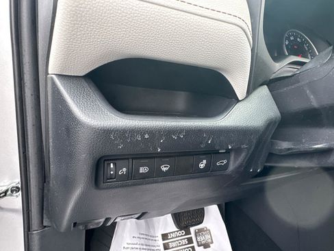 Used 2019 Toyota RAV4 XLE Premium w/ Cold Weather Package image 19