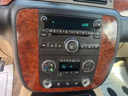 Used 2008 Chevrolet Tahoe LT w/ LT Preferred Equipment Group image 17