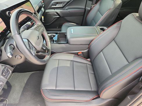Used 2024 Chevrolet Silverado EV RST AWD/4WD image 19