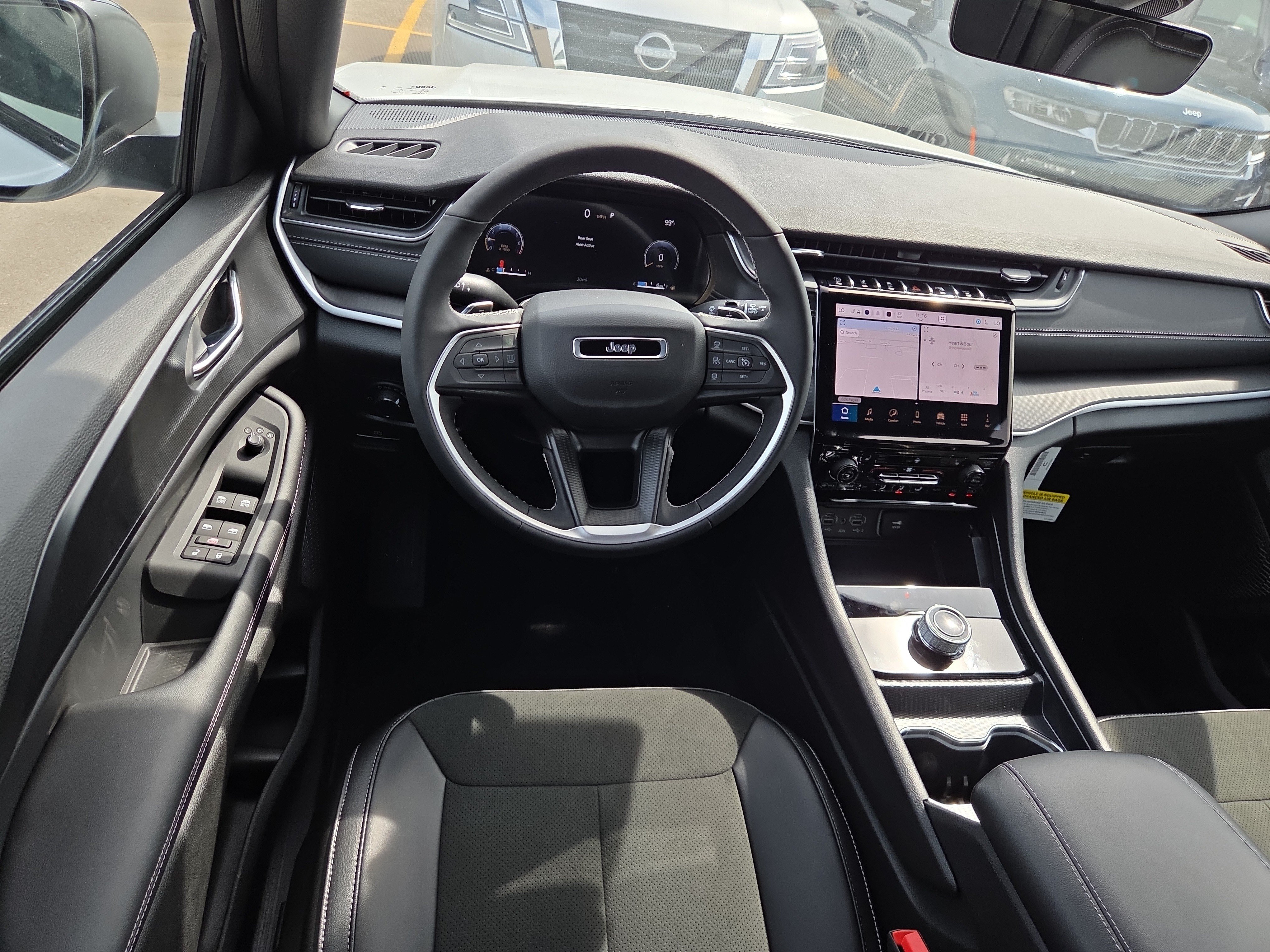 New 2027 Jeep Grand Cherokee Laredo X AWD/4WD image 7