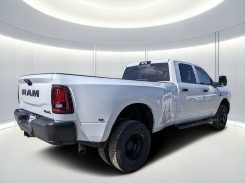 New 2026 RAM 3500 Tradesman AWD/4WD image 4