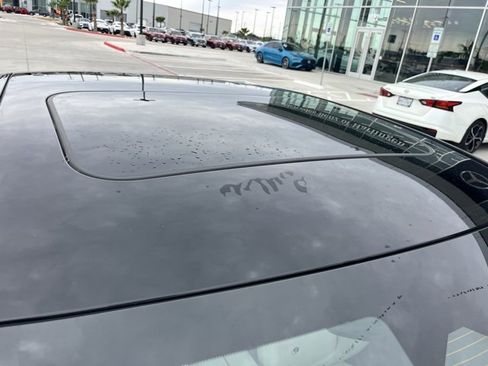 Used 2025 Mercedes-Benz C 300 Sedan image 7