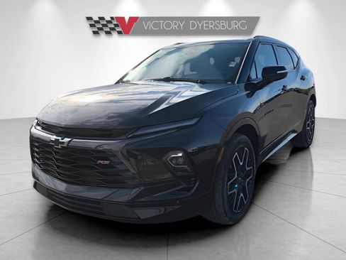 Used 2023 Chevrolet Blazer RS w/ Driver Confidence II Package image 4