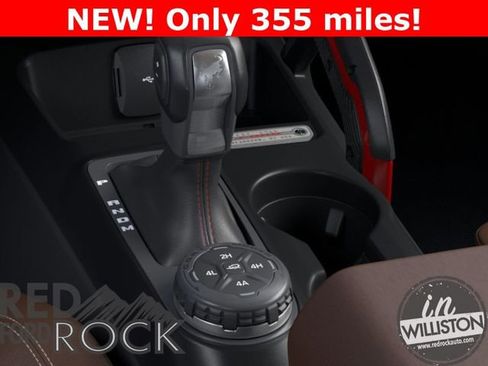 Used 2024 Ford Bronco Heritage Edition image 24