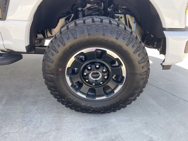 New 2026 Ford F250 XLT w/ XLT Premium Package AWD/4WD image 32