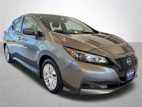 Certified 2023 Nissan Leaf S FWD image 6