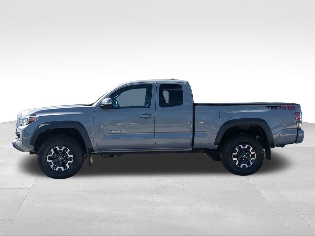 Used 2020 Toyota Tacoma TRD Off-Road w/ TRD Premium Off Road Package AWD/4WD image 6