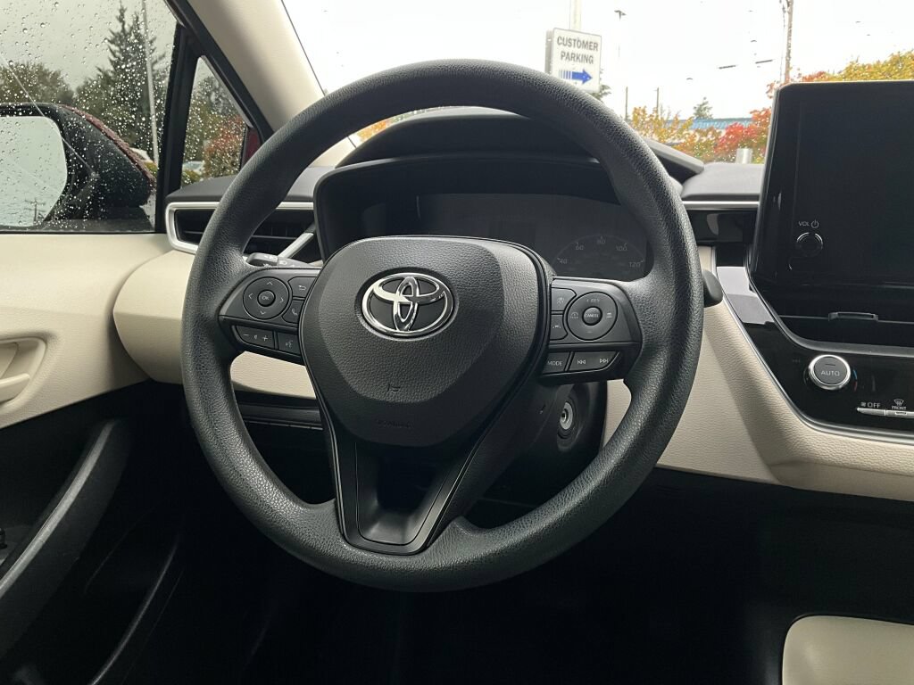 Used 2023 Toyota Corolla LE FWD image 20