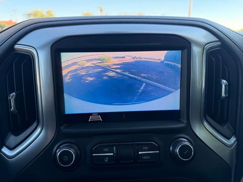 Used 2020 Chevrolet Silverado 1500 LT image 34