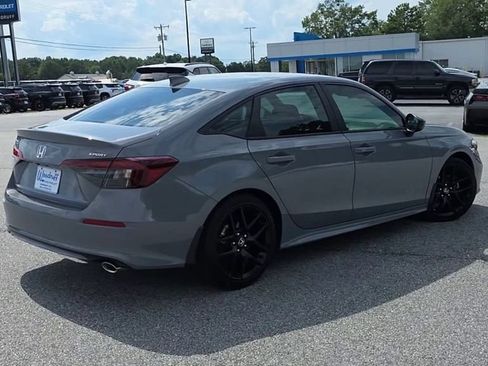 Used 2025 Honda Civic Sport image 8