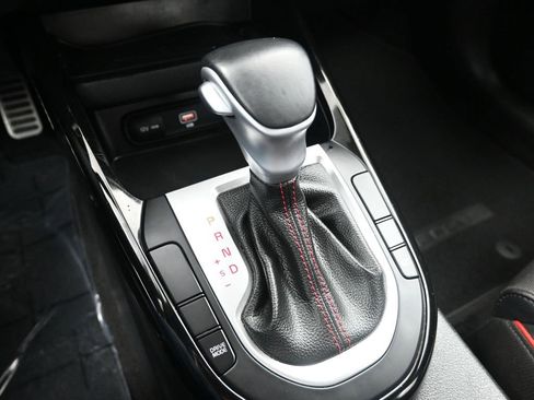 Certified 2022 Kia Forte GT image 23