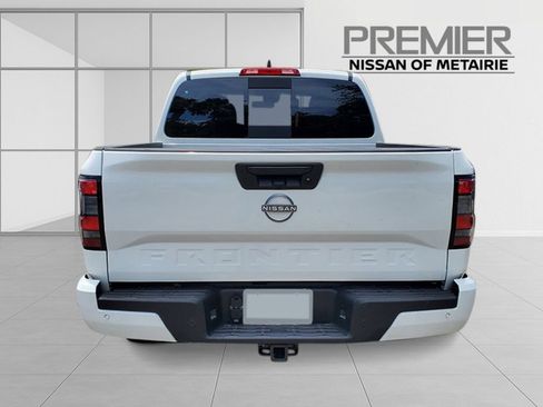 New 2025 Nissan Frontier SV w/ SV Convenience Package image 5