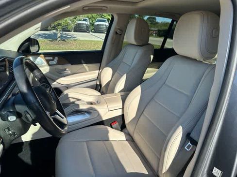 Used 2022 Mercedes-Benz GLE 350 4MATIC image 3