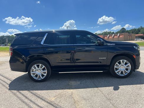 Used 2023 Chevrolet Tahoe High Country AWD/4WD image 17