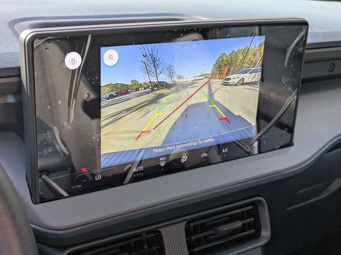 New 2025 Ford Maverick XL w/ Equipment Group 102A image 17