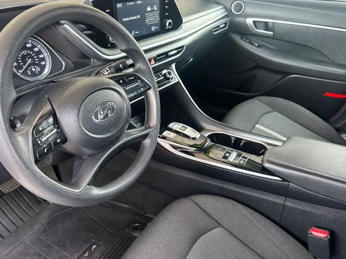 Used 2021 Hyundai Sonata SE FWD image 11
