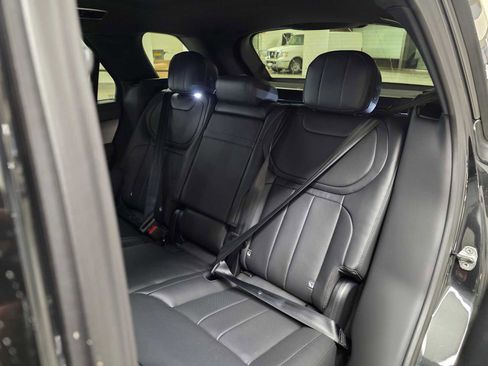 New 2026 Land Rover Range Rover Sport Dynamic SE AWD/4WD image 19
