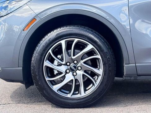 Used 2021 Lincoln Corsair AWD w/ Equipment Group 101A image 11