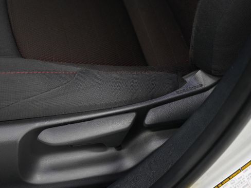 Used 2024 Toyota Corolla SE image 21